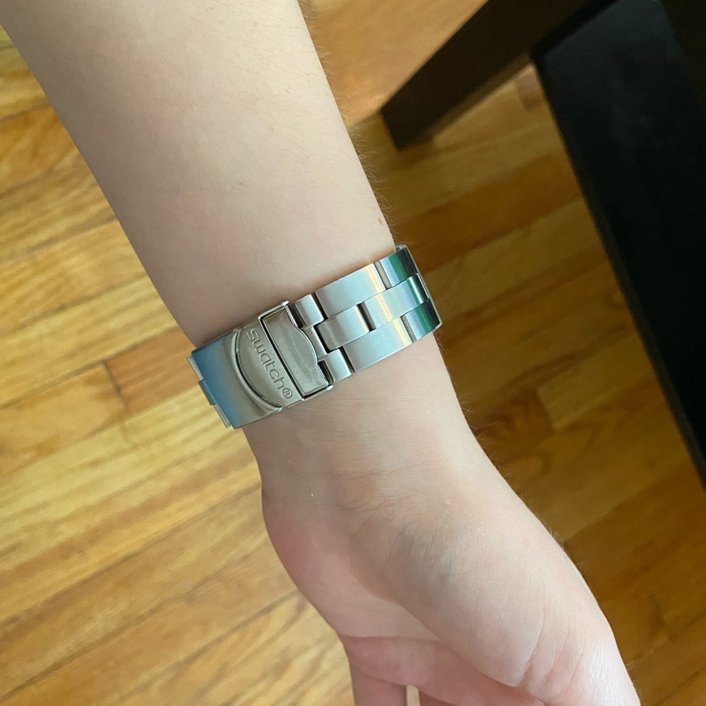 SWATCH SWISS Silver Watch - Picture 4 of 4